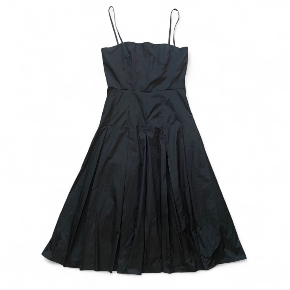 BCBGMaxazaria Elegant Black midi size 2 Evening Dress